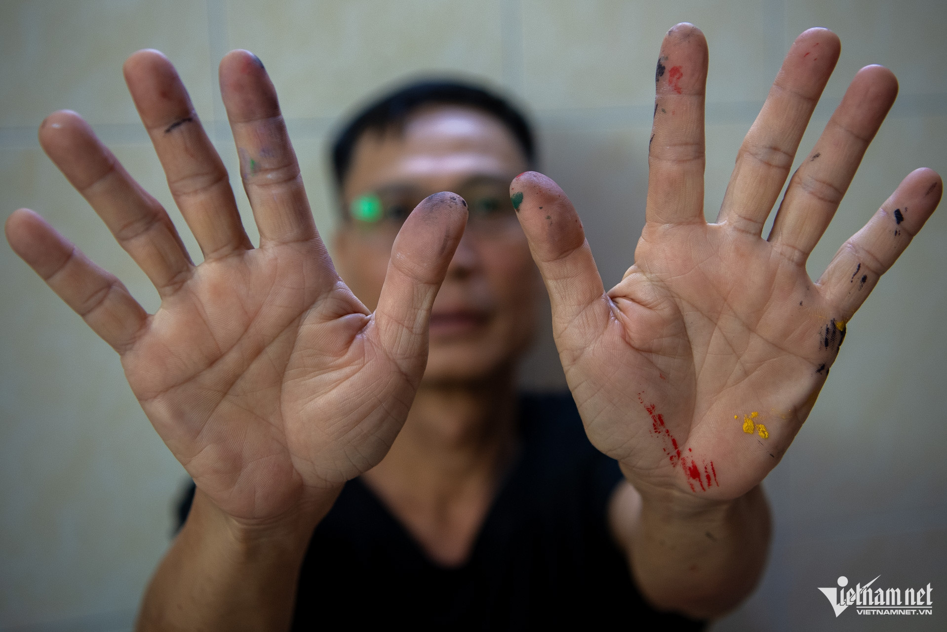 https://static-images.vnncdn.net/vps_images_publish/000001/000003/2026/9/8/w-nghe-nhan-lam-long-den-trung-thu-tuan-hung-22-2782.jpg