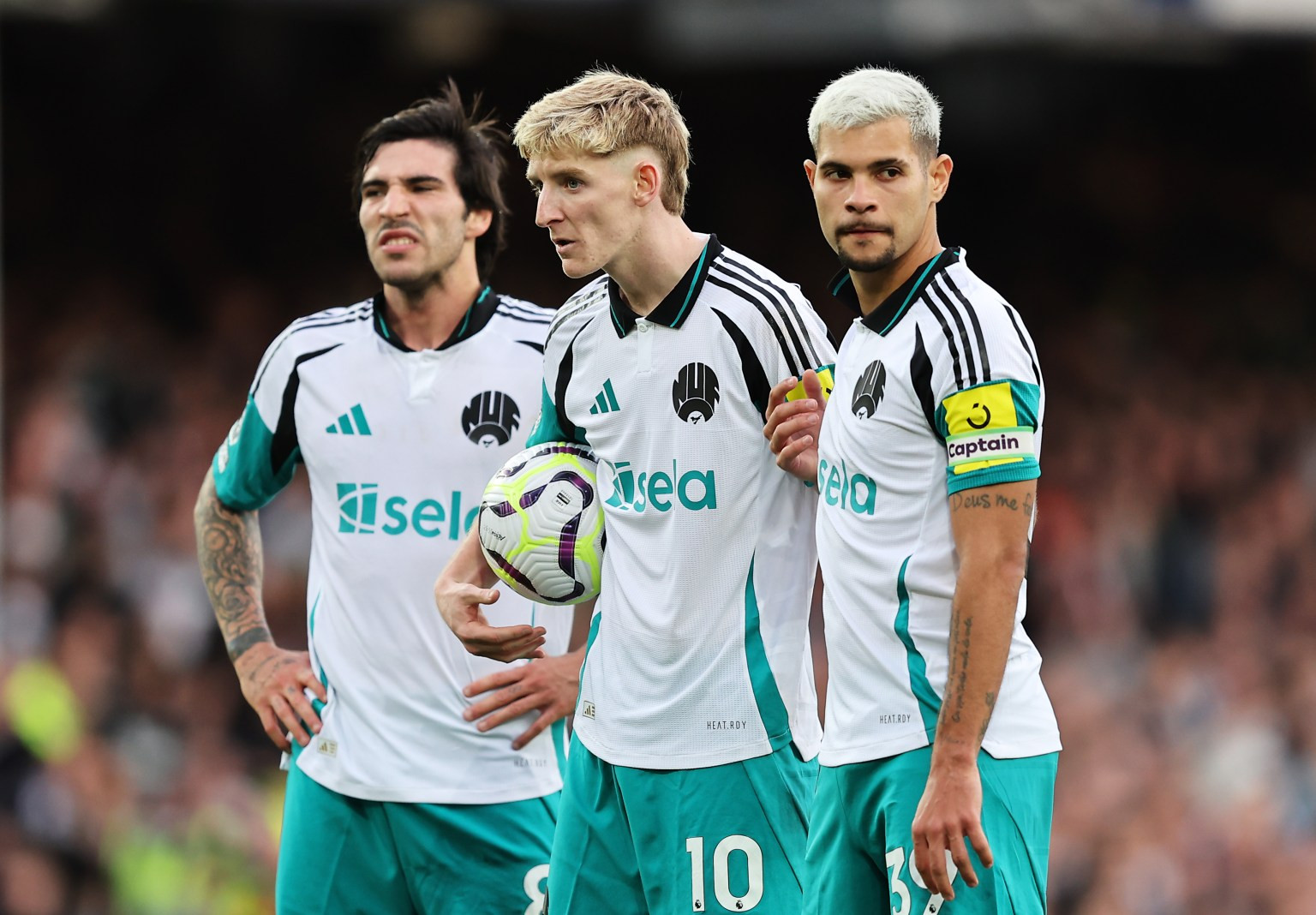 www_thesun_co_uk sandro tonali anthony gordon bruno 961128845 (1).jpg