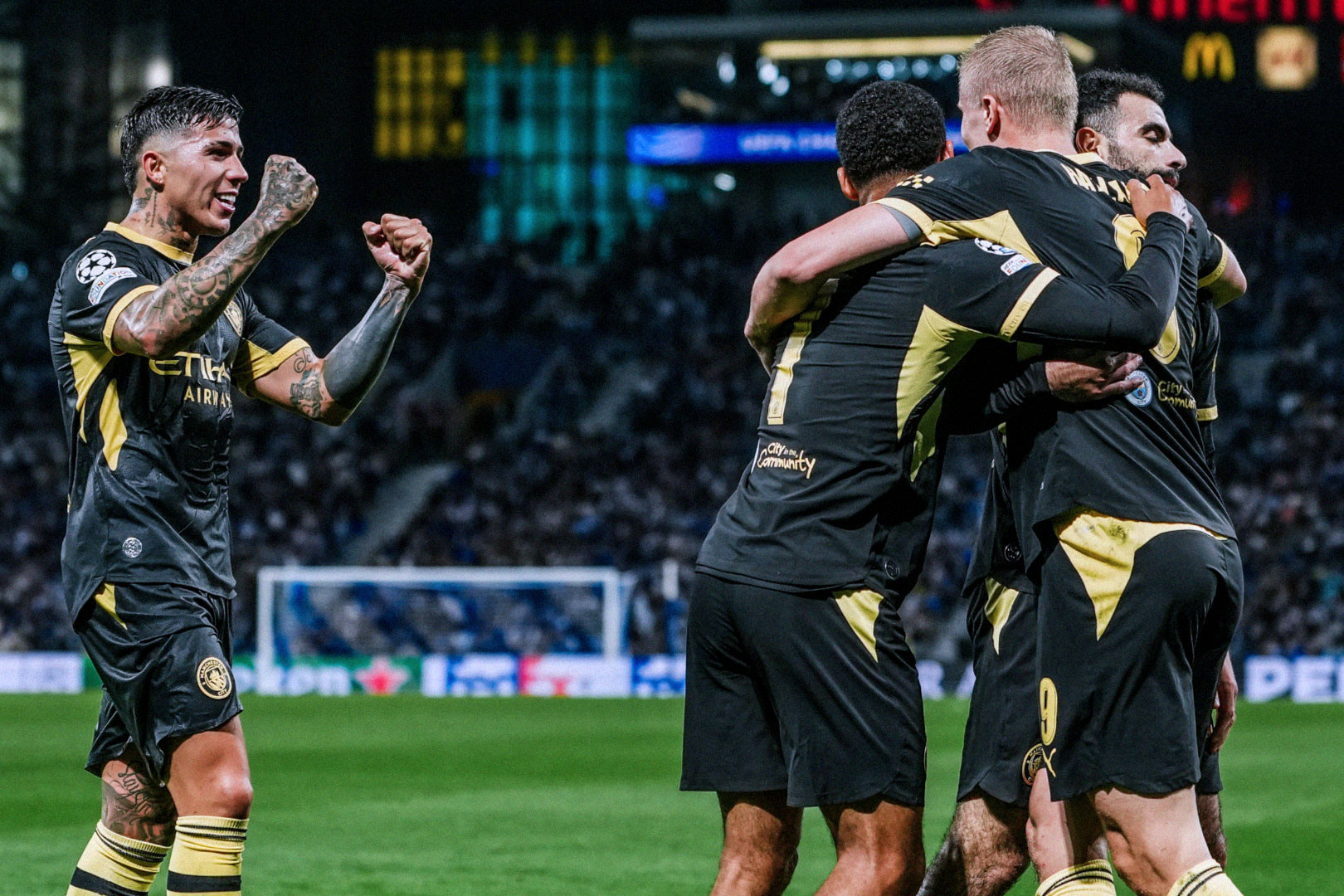 Enzo Porto Man City.jpg