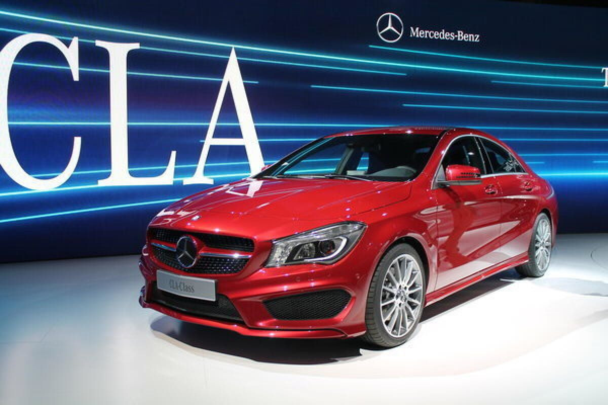 Mercedes Benz CLA250 2014.jpg