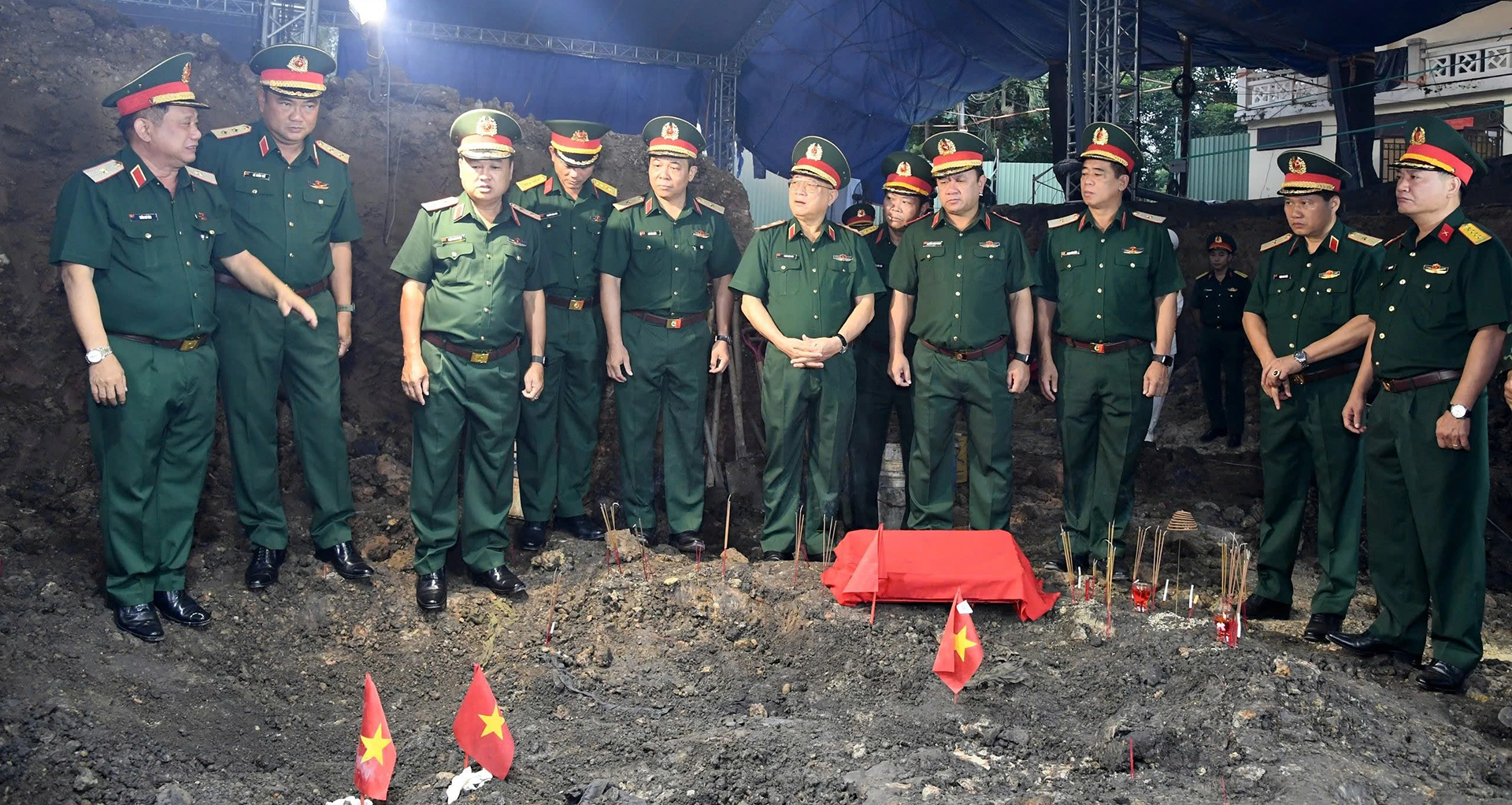Phát hiện thêm rãnh mộ liệt sĩ ở công viên Lê Thị Riêng