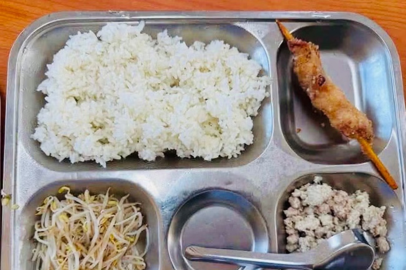 Thành ủy Hà Nội yêu cầu kiểm tra suất ăn bán trú không tương xứng kinh phí