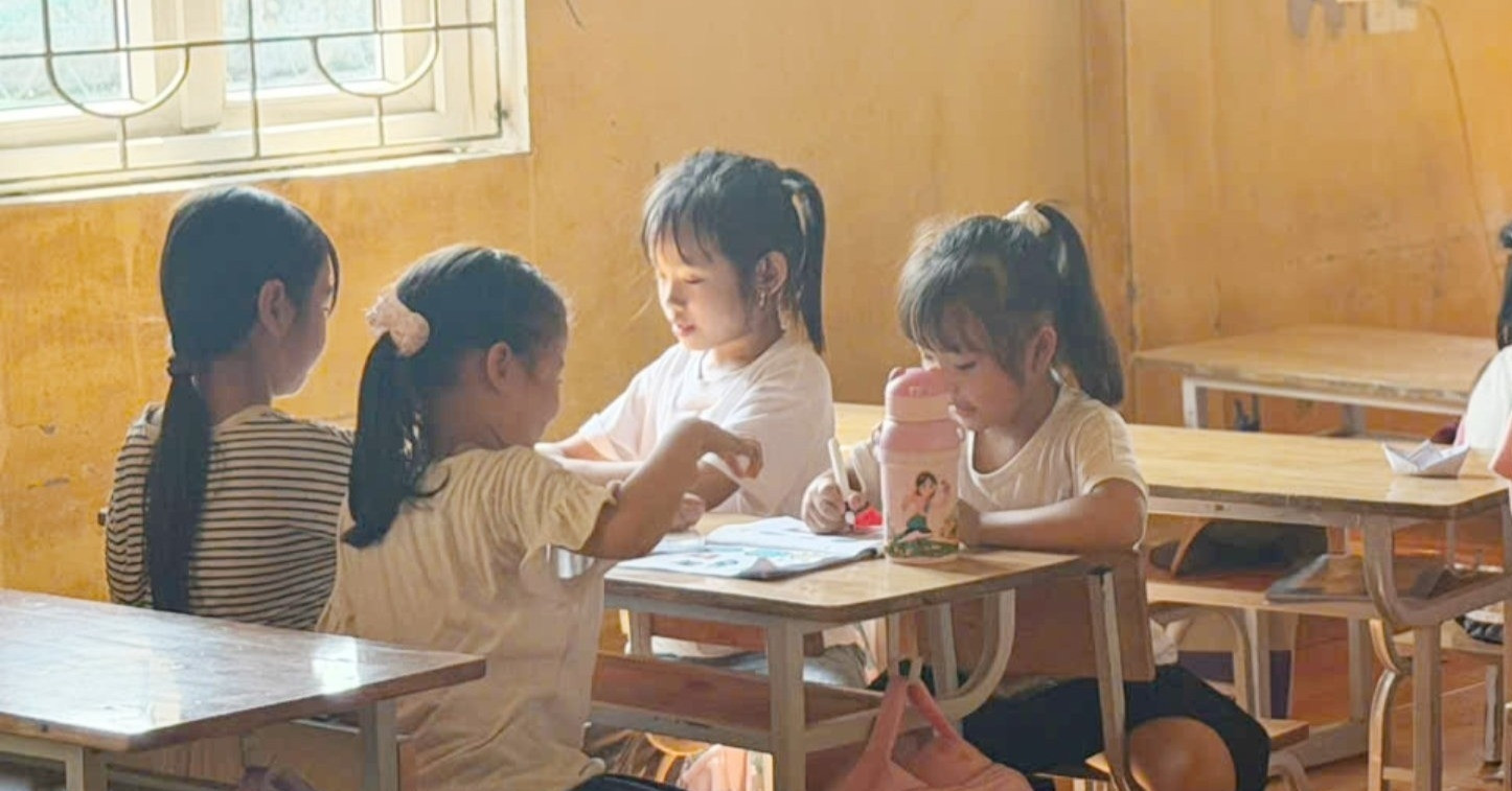 Trường ngừng bán trú, phụ huynh học sinh lớp 1 tính chuyển trường cho con