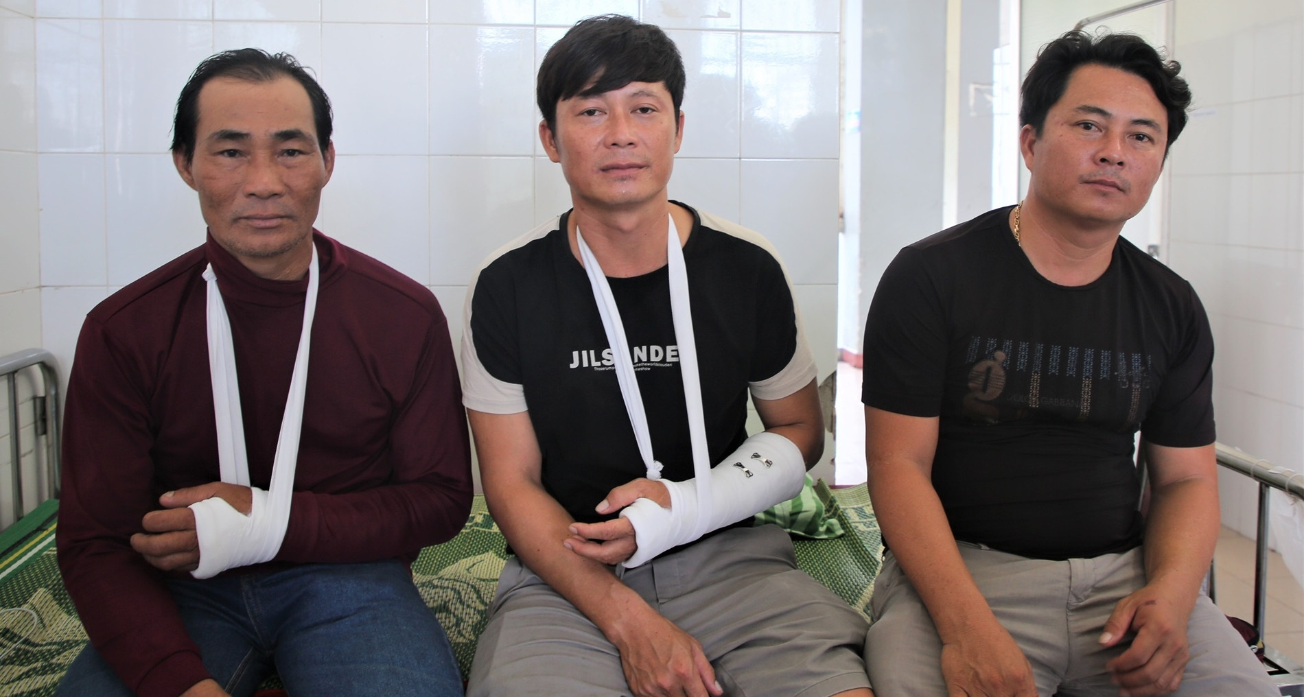 Quang Ngai fishermen share harrowing experience of foreign vessel attack