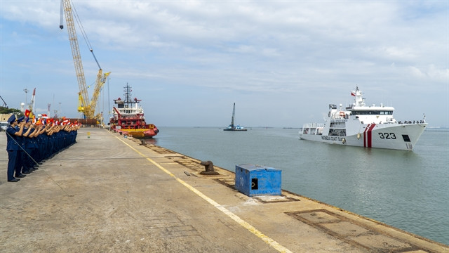 Indonesia Coast Guard ship makes port call in Vung Tau city