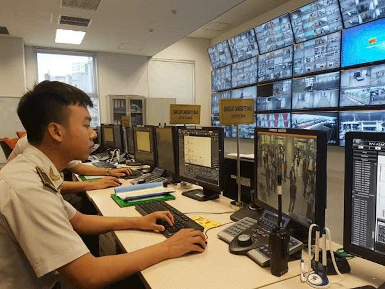 ca me ra giám sát.jpg