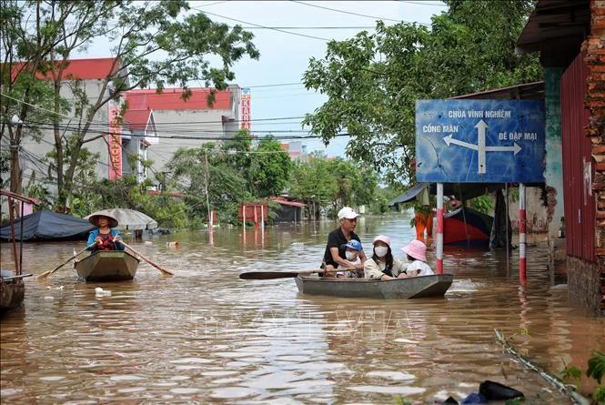 Japan provides 2 million USD in urgent support for typhoon relief in Vietnam