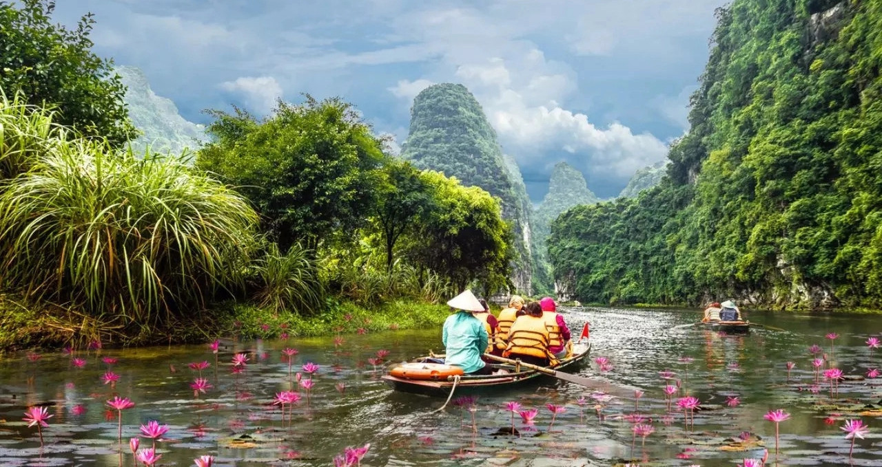 Vietnam makes global list of top 20 tourist destinations in 2024