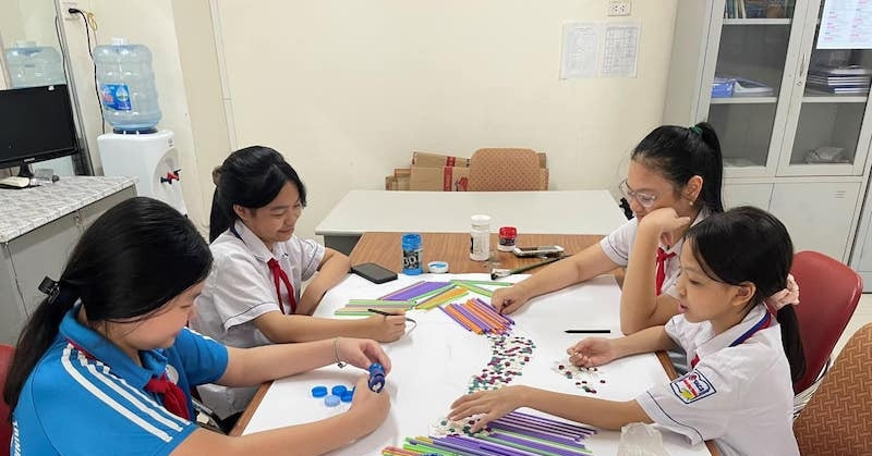 Hanoi considers 5-day-a-week study schedule for all schools