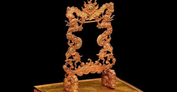 Vietnamese gold artifact surpasses expectations at French auction