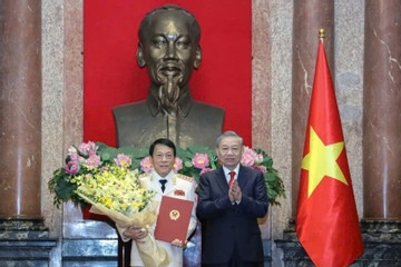 High-ranking police and military officers promoted to General rank