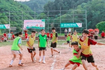 Vietnam community football project gets AFC Awards