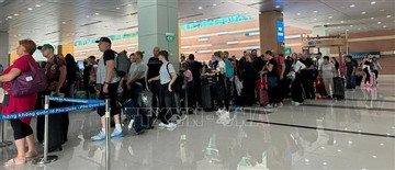 First chartered flight carries 400 tourists from Czech Republic to Phu Quoc