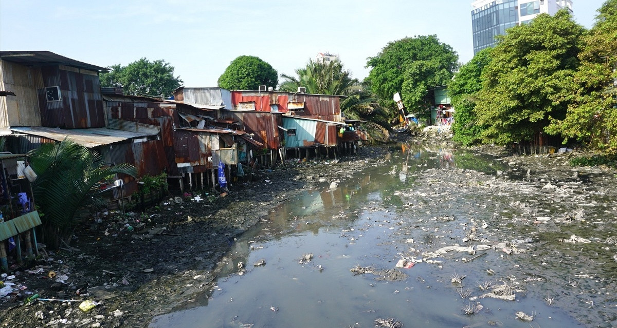 Ho Chi Minh City aims to relocate over 5,000 riverside homes by 2025