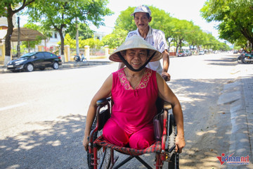 The 'fairy tale' about a deaf mute man and a disabled woman