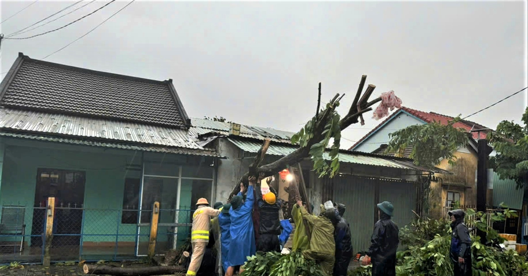 Typhoon Trami leaves three dead in Thua Thien Hue and Quang Nam