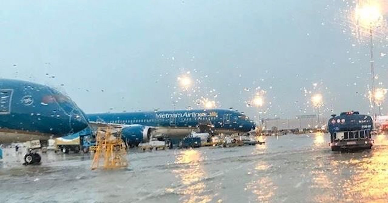 Over 100 flights canceled due to typhoon Trami impact