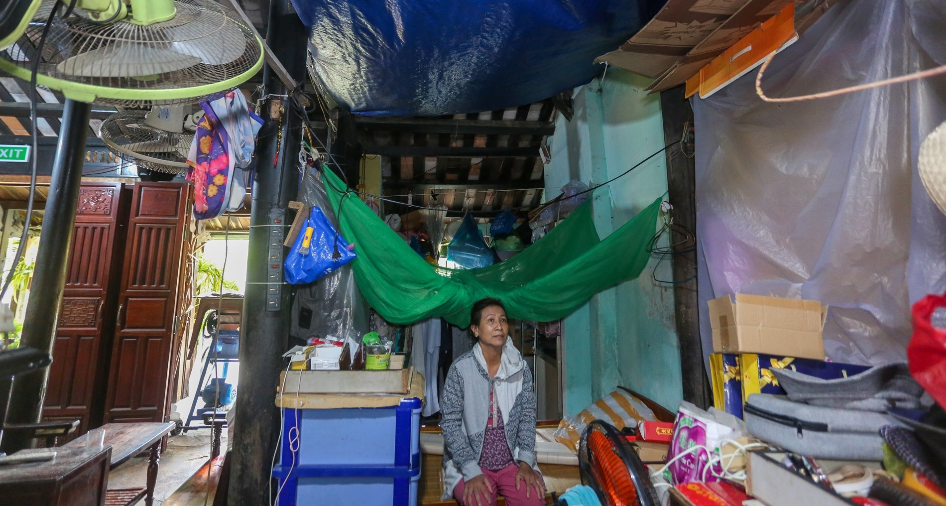 Centuries-old homes in Hoi An risk collapse, families forced to evacuate