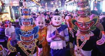 Bui Vien Street transforms into Halloween central in Ho Chi Minh City