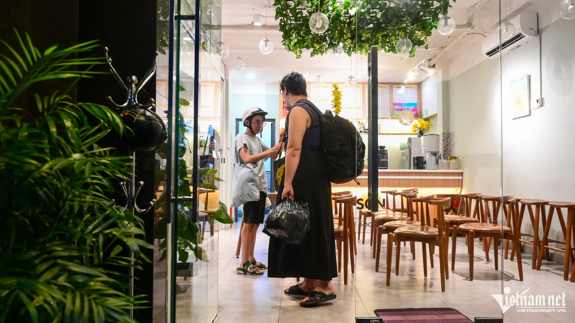 drag queen hcm 11.jpg