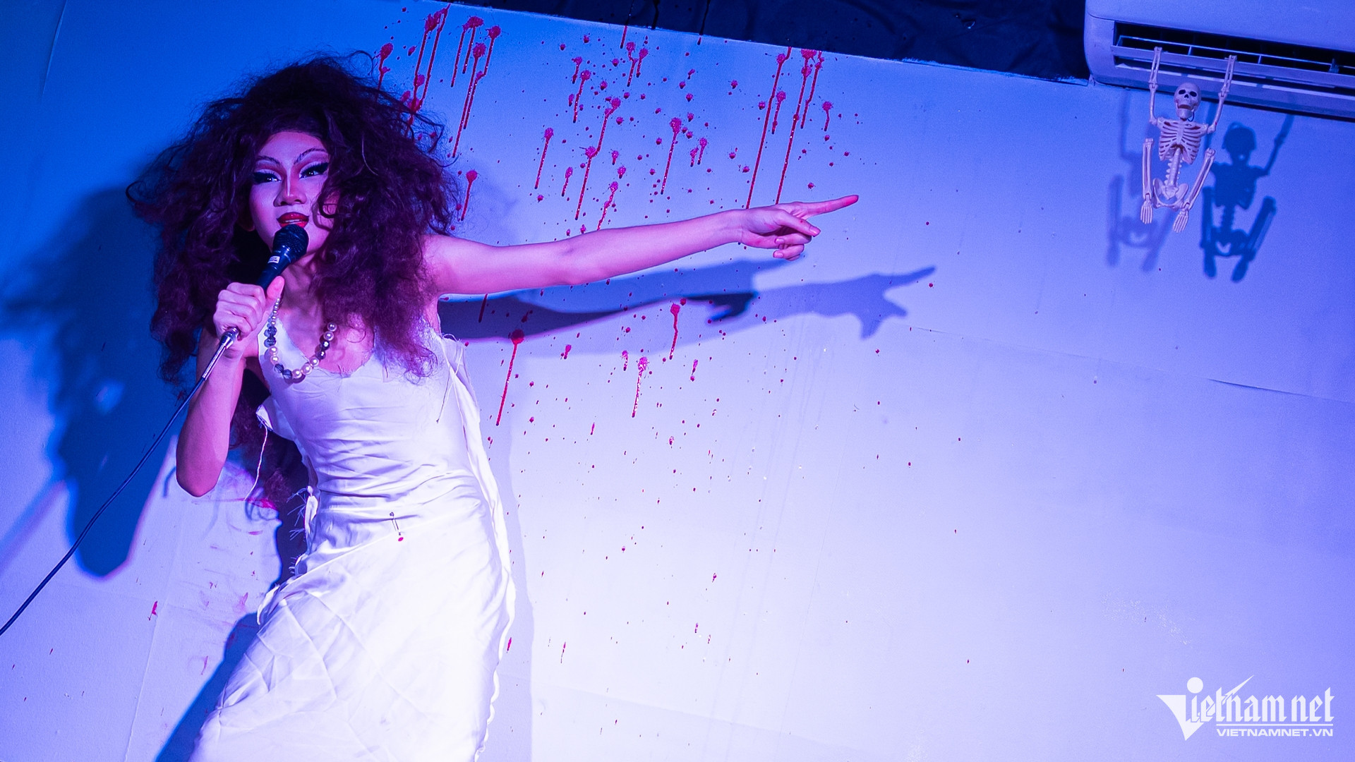 drag queen hcm 13.jpg