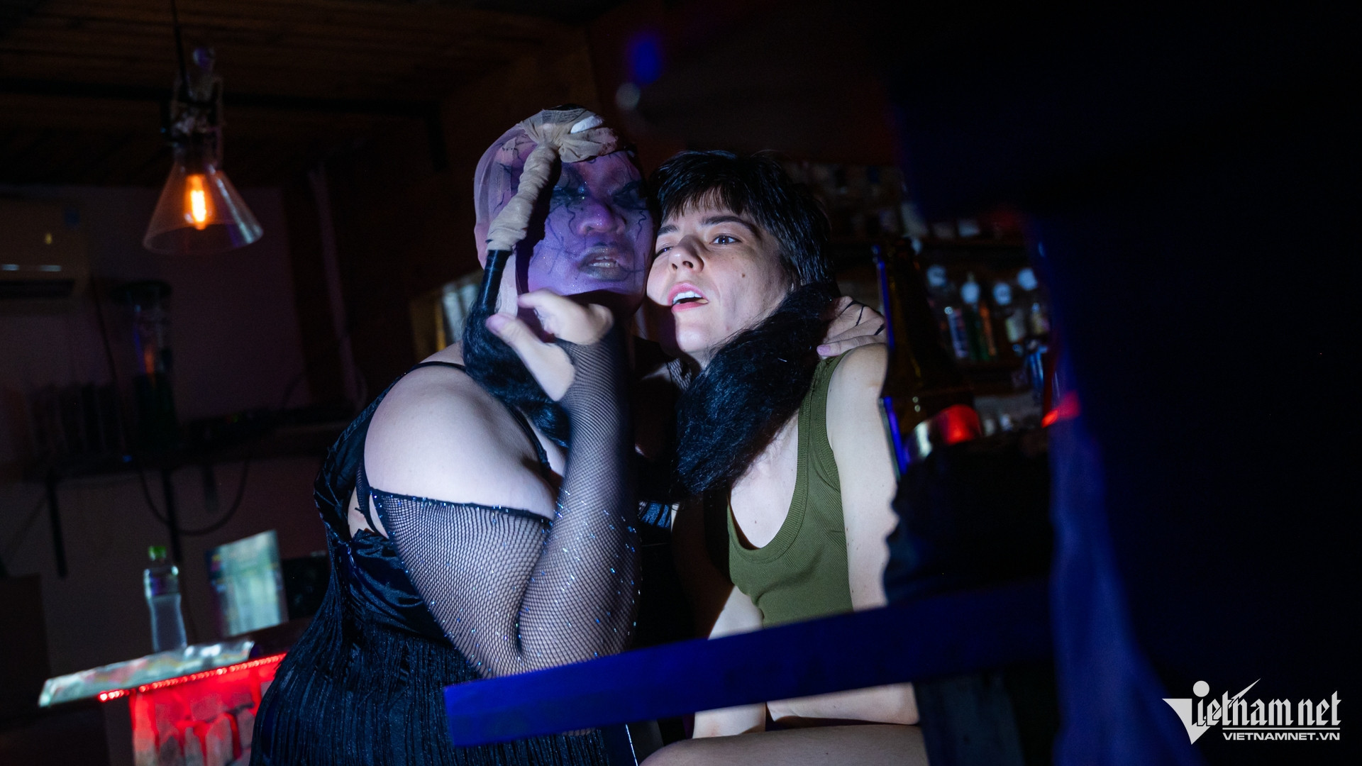 drag queen hcm 16.jpg