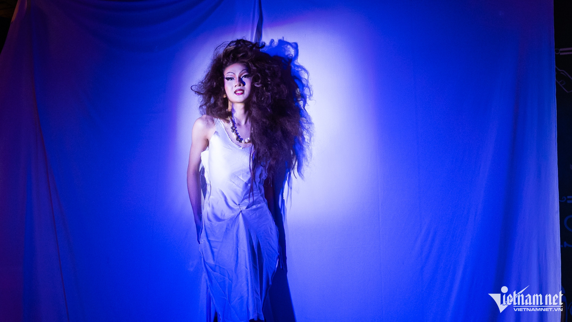 drag queen hcm 2.jpg