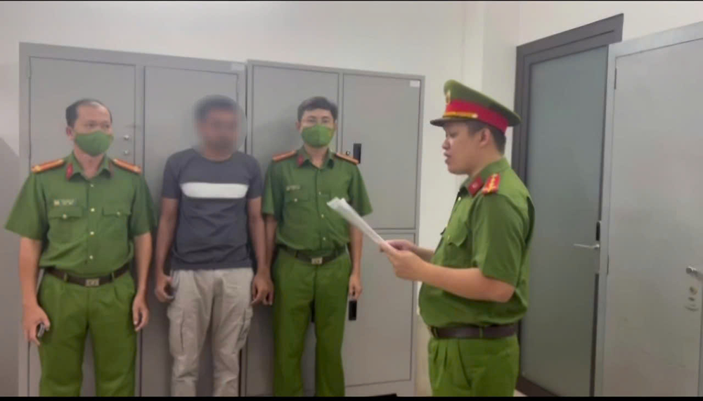 kim cuong 2.png
