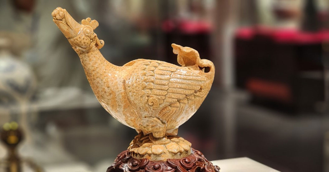 Over 500 precious artifacts on display at Hanoi Museum