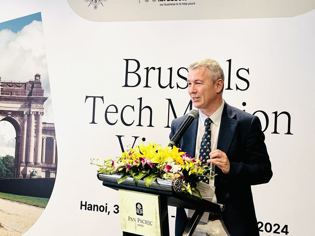 Dai su Vuong quoc Bi.jpg