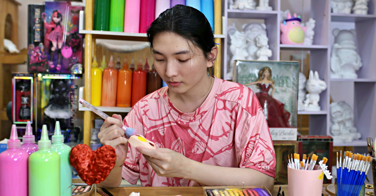 Vietnam's rare doll makeup business finds a global market