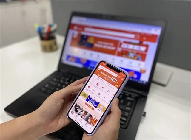 Vietnam’s e-commerce sector grows 18%