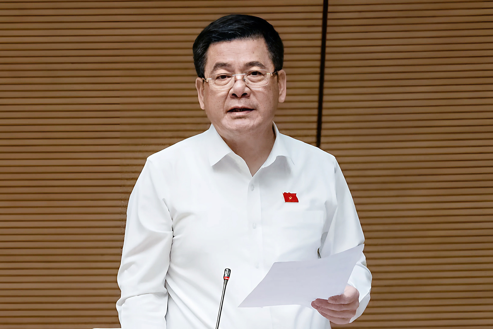 IMG_16BE79E43F2F 1.jpg