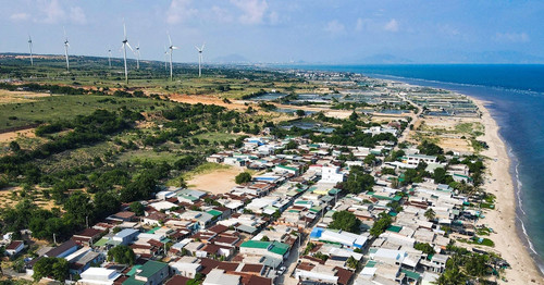 Ninh Thuan residents call for clear policy on suspended nuclear power plans