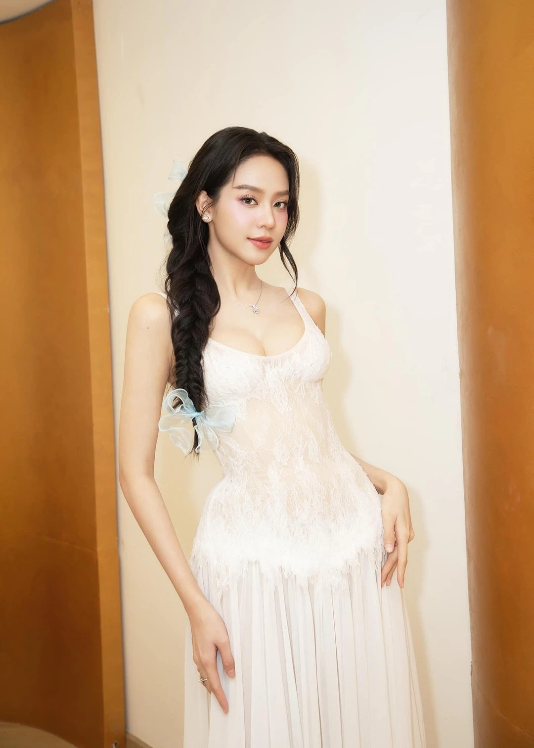 Hoa hậu Thanh Thủy đăng quang Miss International từng b.ị ch.ê da ngăm, não ngắn - Hình 26