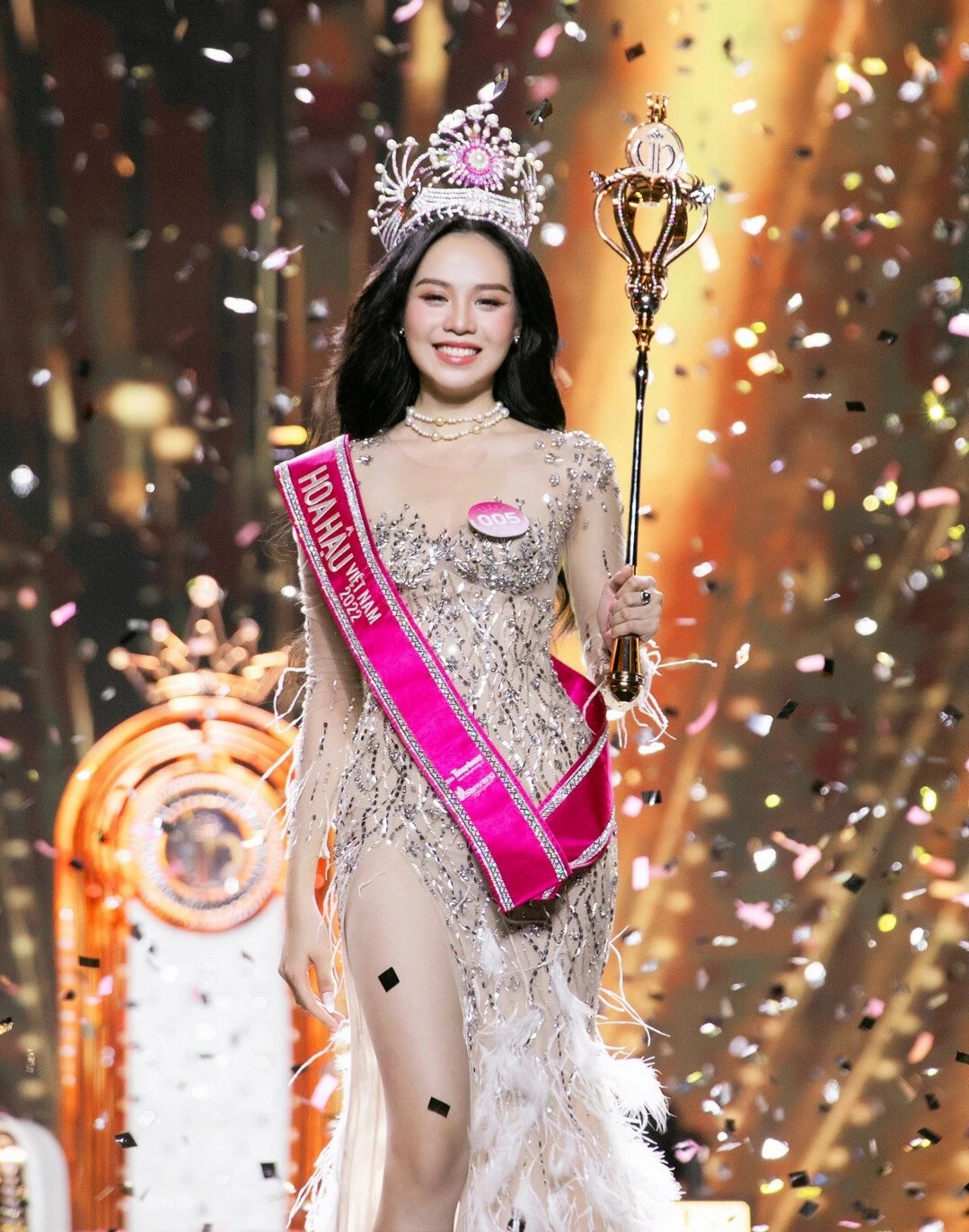 Hoa hậu Thanh Thủy đăng quang Miss International từng b.ị ch.ê da ngăm, não ngắn - Hình 16