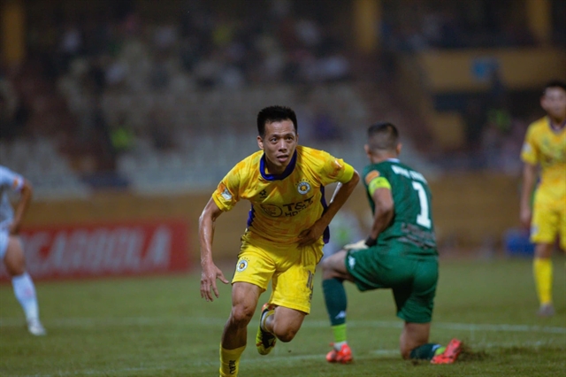 Striker Van Quyet becomes all-time leading domestic scorer in V.League 1