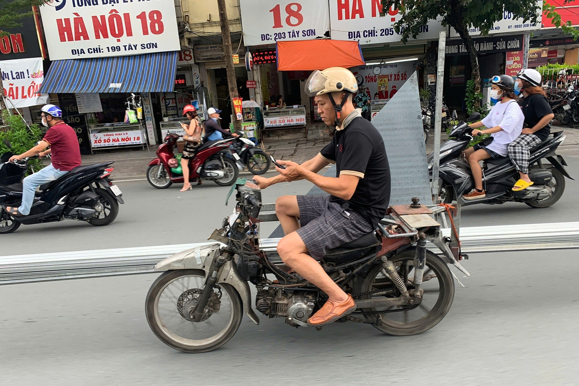 Millions of old, dilapidated motorbikes still in circulation on roads