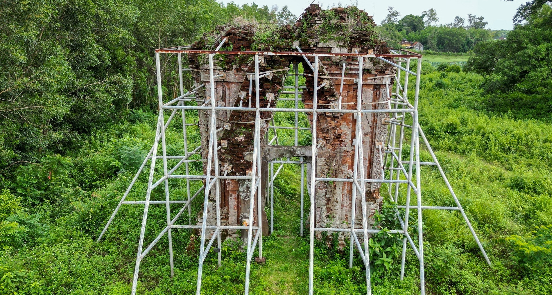 Efforts to save 1,000-year-old cham towers in Quang Nam