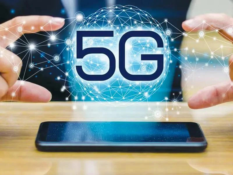 Telecoms service providers invest in 4G, 5G technologies