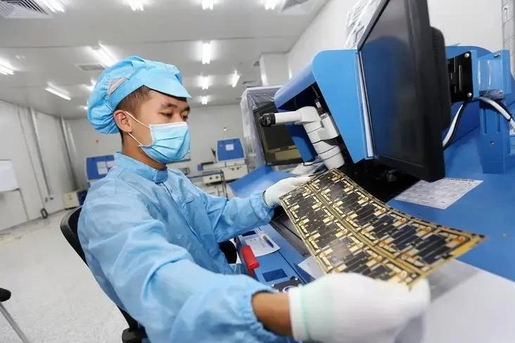 VN sees opportunities to attract investments in electronics support industries