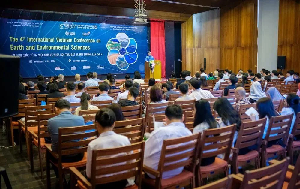 Global experts delve into earth, environmental sciences at int’l Vietnam confab