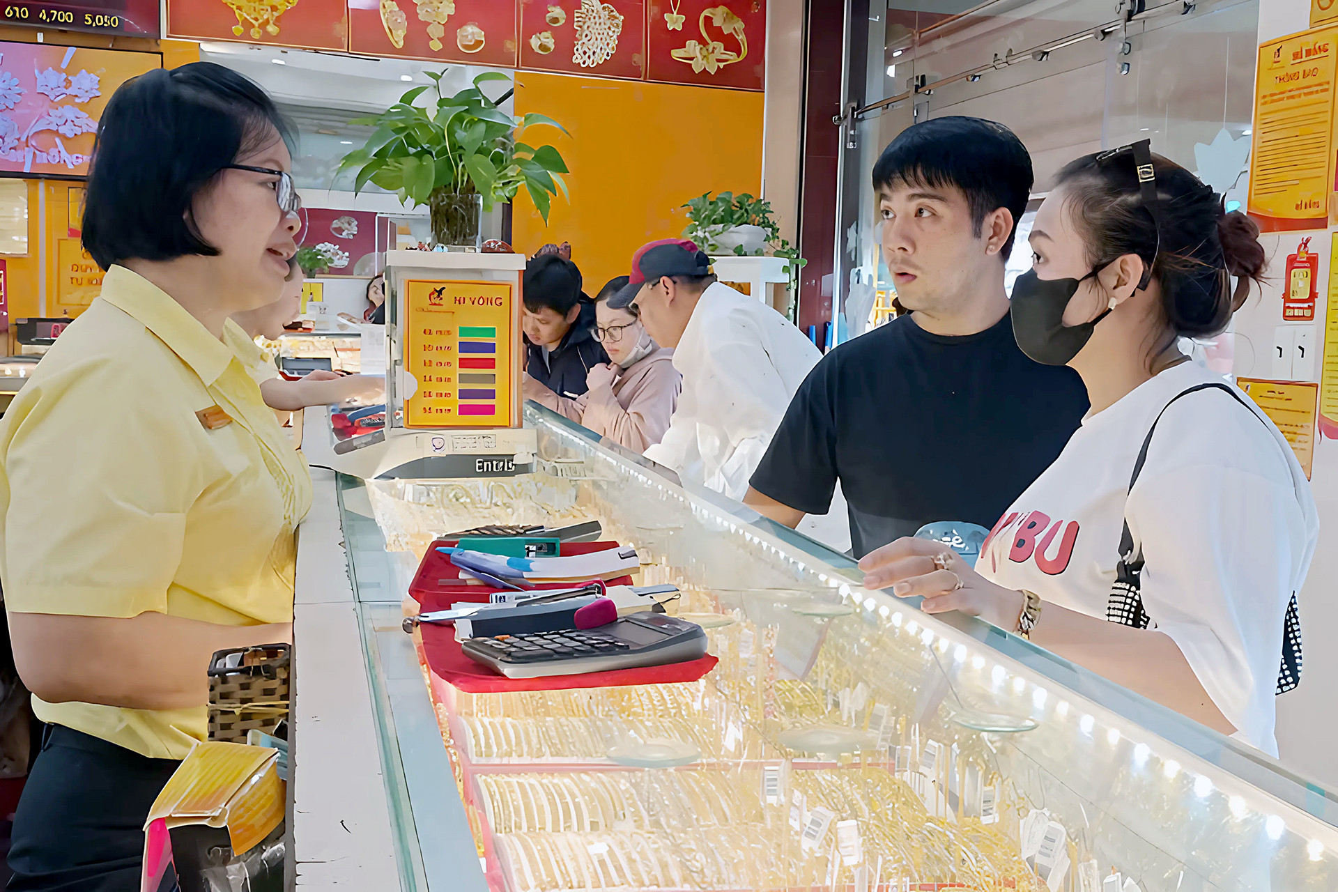 gold price QuocHai.jpg