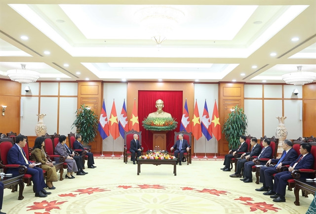 Vietnam gives top priority to relations with Cambodia: Party chief