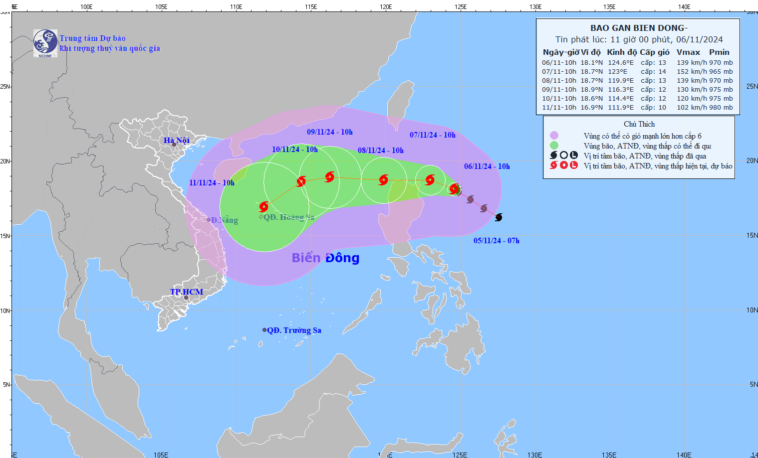 Powerful Typhoon Yinxing approaching East Sea with multiple direction ...