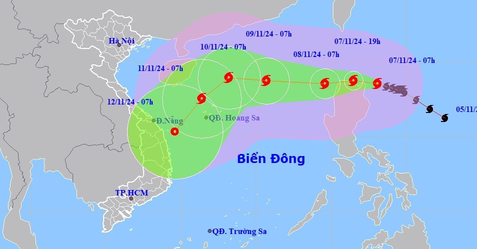 Typhoon Yinxing nears Vietnam's waters, threatens with severe winds and waves
