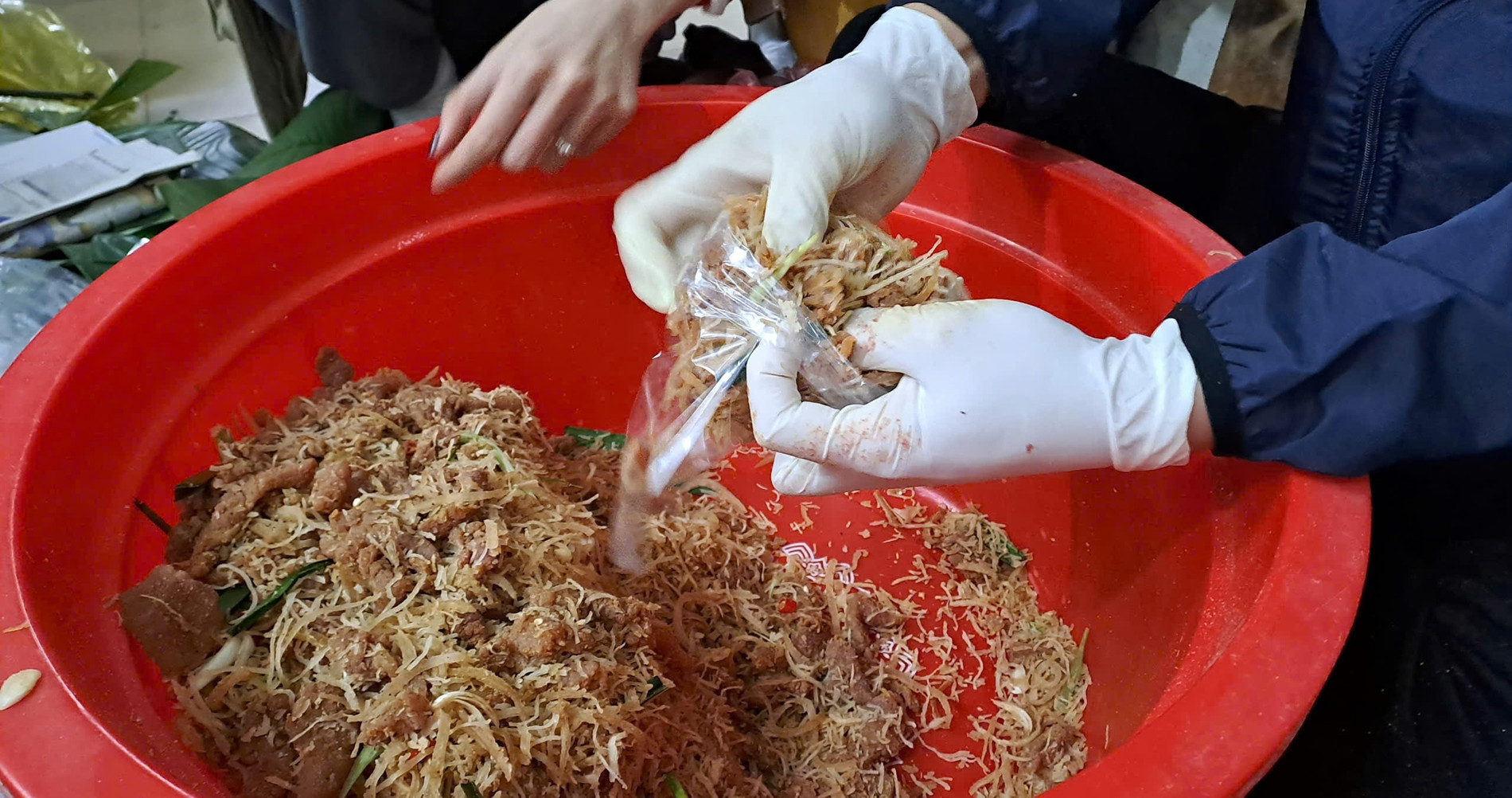 Fermented pork dish from Thanh Hoa: A delicacy for the bold and curious