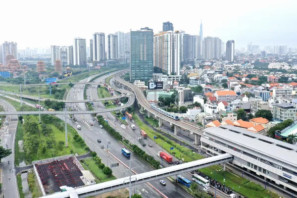 HCM City promotes developing intelligent transportation system