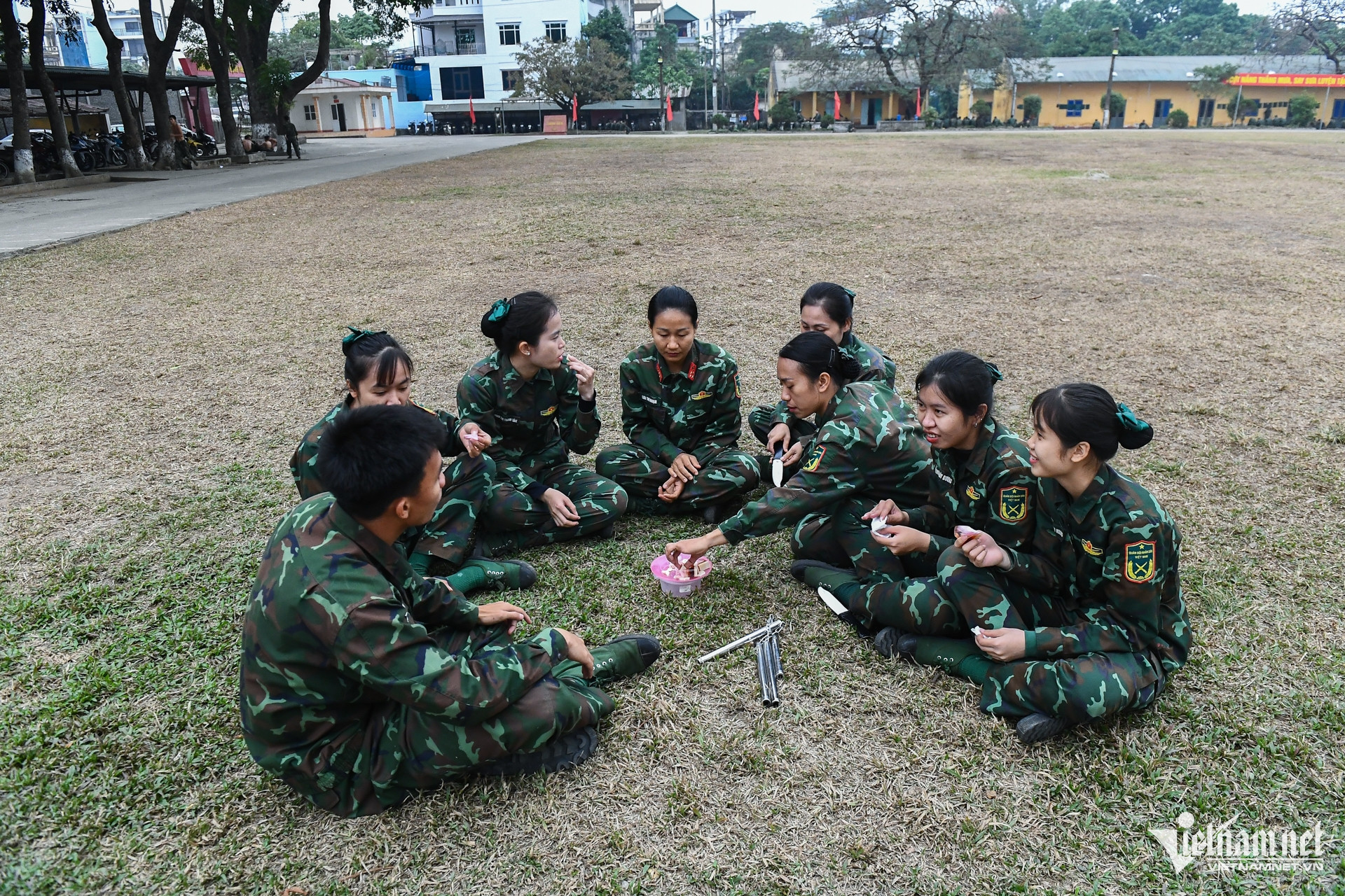 W-dac cong trien lam quoc phong 58.jpg