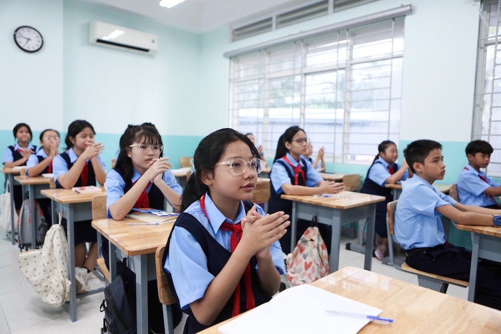 hoc sinh 2 77659.jpg